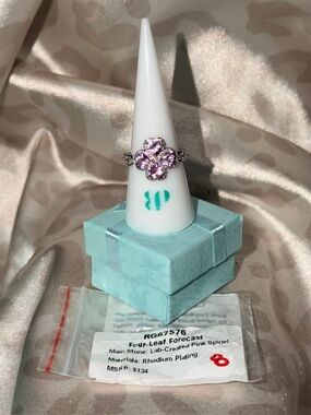 BOMB PARTY | “Four-Leaf Forecast” Ring - August 2026 Birthday Collection